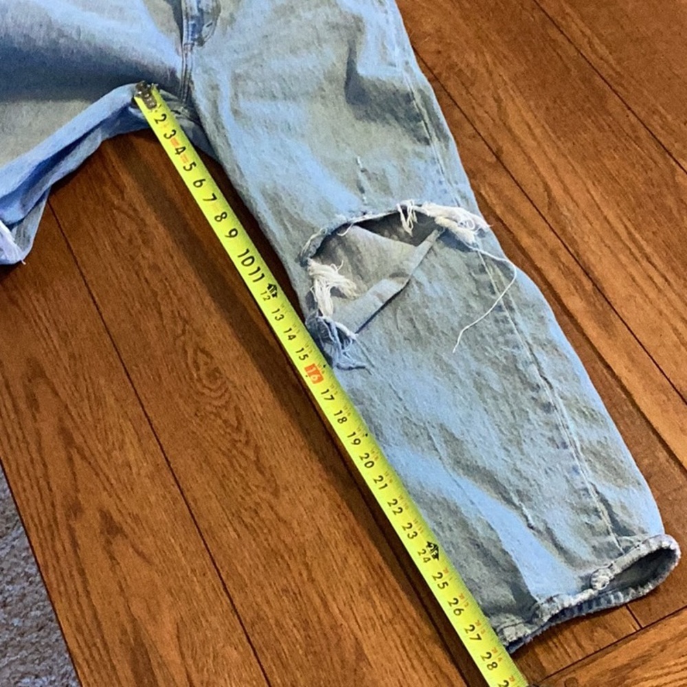 Abercrombie & Fitch distressed ultra high rise 90s straight leg jeans. Sz 29/6S - Picture 8 of 11